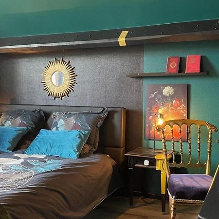 Les Nuits Victoriennes Bed & Breakfast Saint-Germain-du-Corbeis Luaran gambar