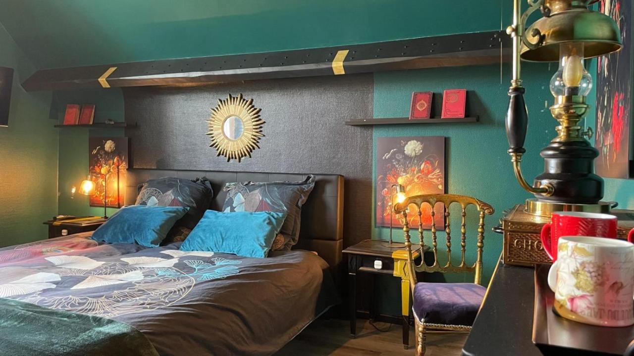 Les Nuits Victoriennes Bed & Breakfast Saint-Germain-du-Corbeis Luaran gambar